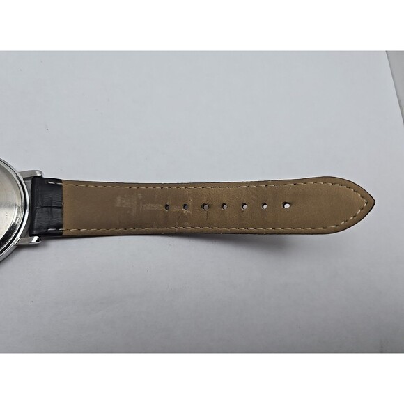 Mens Q & Q By Citizen Quartz Dress Watch Silver Black Dial 30M WR New Battery - Picture 11 of 13